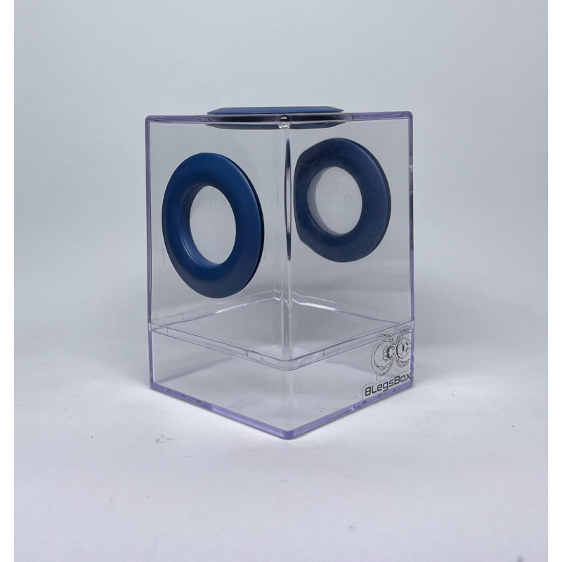 Breeding box size M Blue Breeding box size M Blue